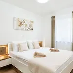 Sasa Apartman *